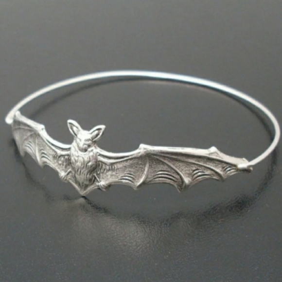 Dainty Silver Bat Bangle Bracelet - Picture 5 of 7
